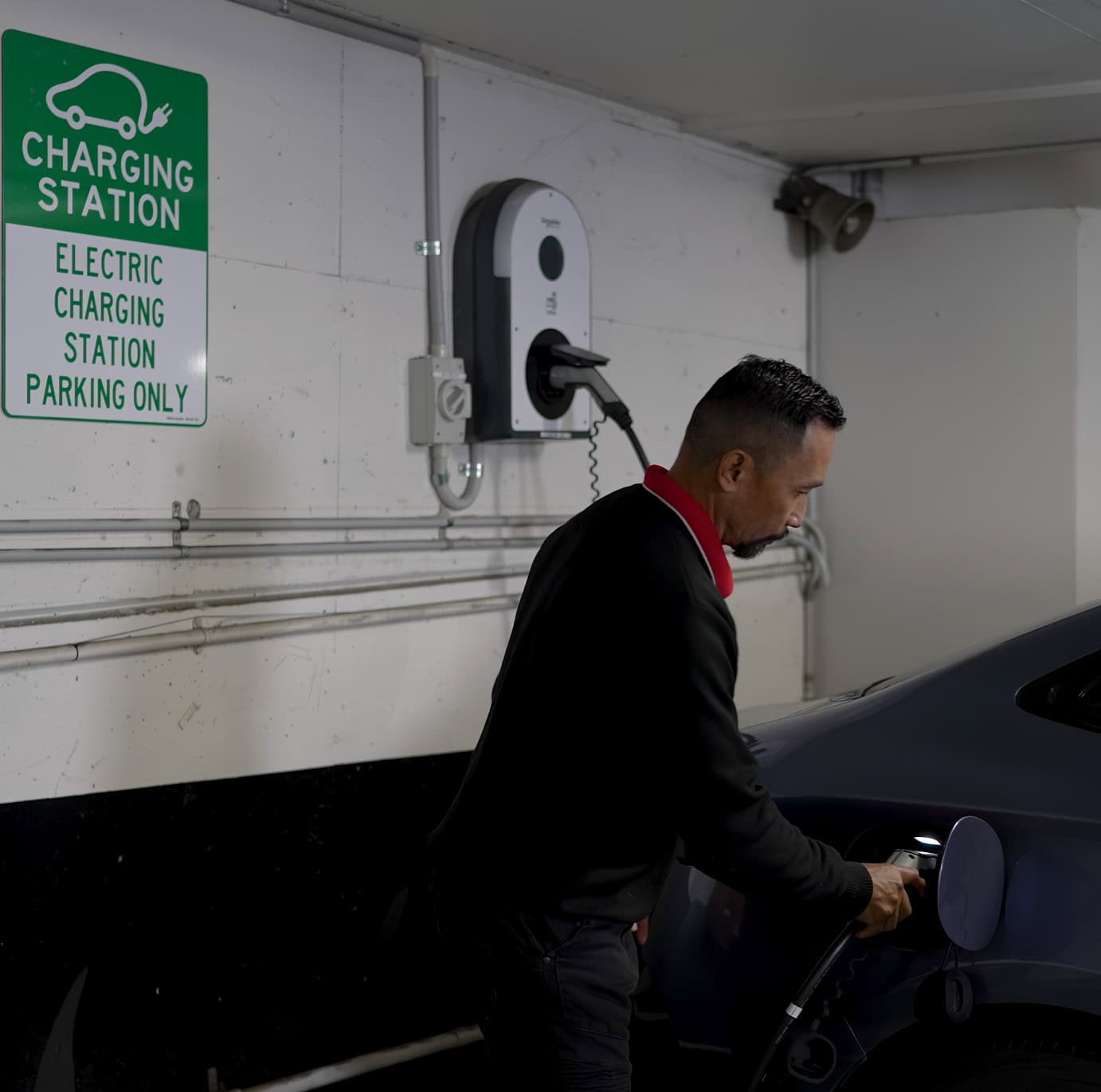 Park & Fly - Electronic Vehicle Charging Station, Sydney Airport Parking